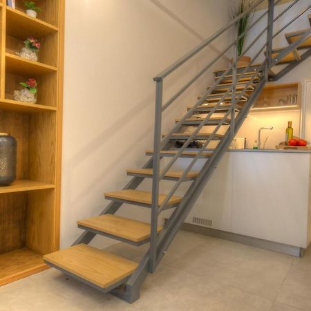 Cute And Modern Duplex Apartment In Ideal Location Rcas1-1 발레타 외부 사진