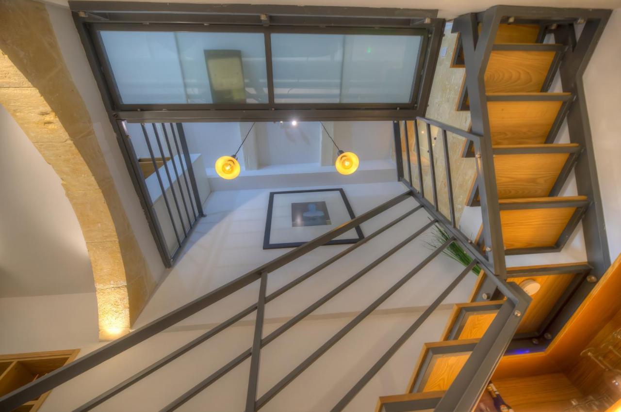 Cute And Modern Duplex Apartment In Ideal Location Rcas1-1 발레타 외부 사진
