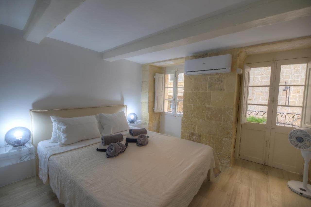 Cute And Modern Duplex Apartment In Ideal Location Rcas1-1 발레타 외부 사진