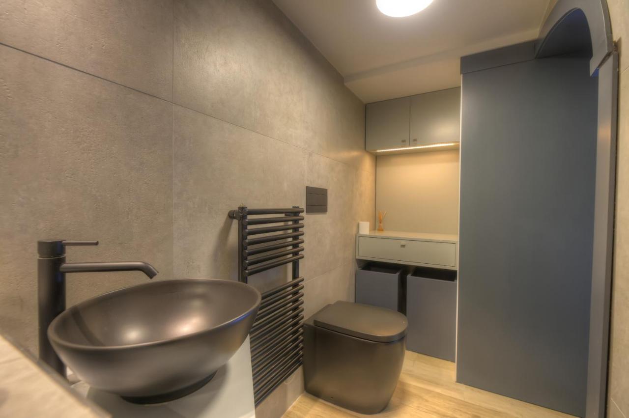 Cute And Modern Duplex Apartment In Ideal Location Rcas1-1 발레타 외부 사진